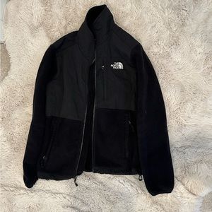 Black fleece north face jacket size small